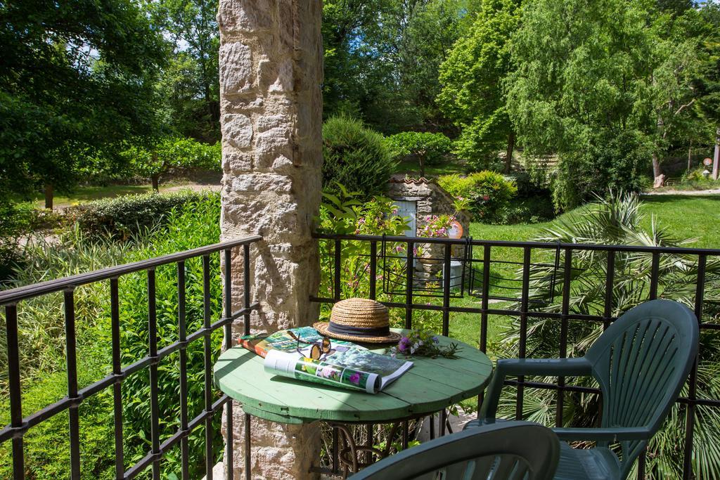La Campagne St Lazare - Restaurant Chambres D'Hotes Piscine & Spa Forcalquier Zewnętrze zdjęcie