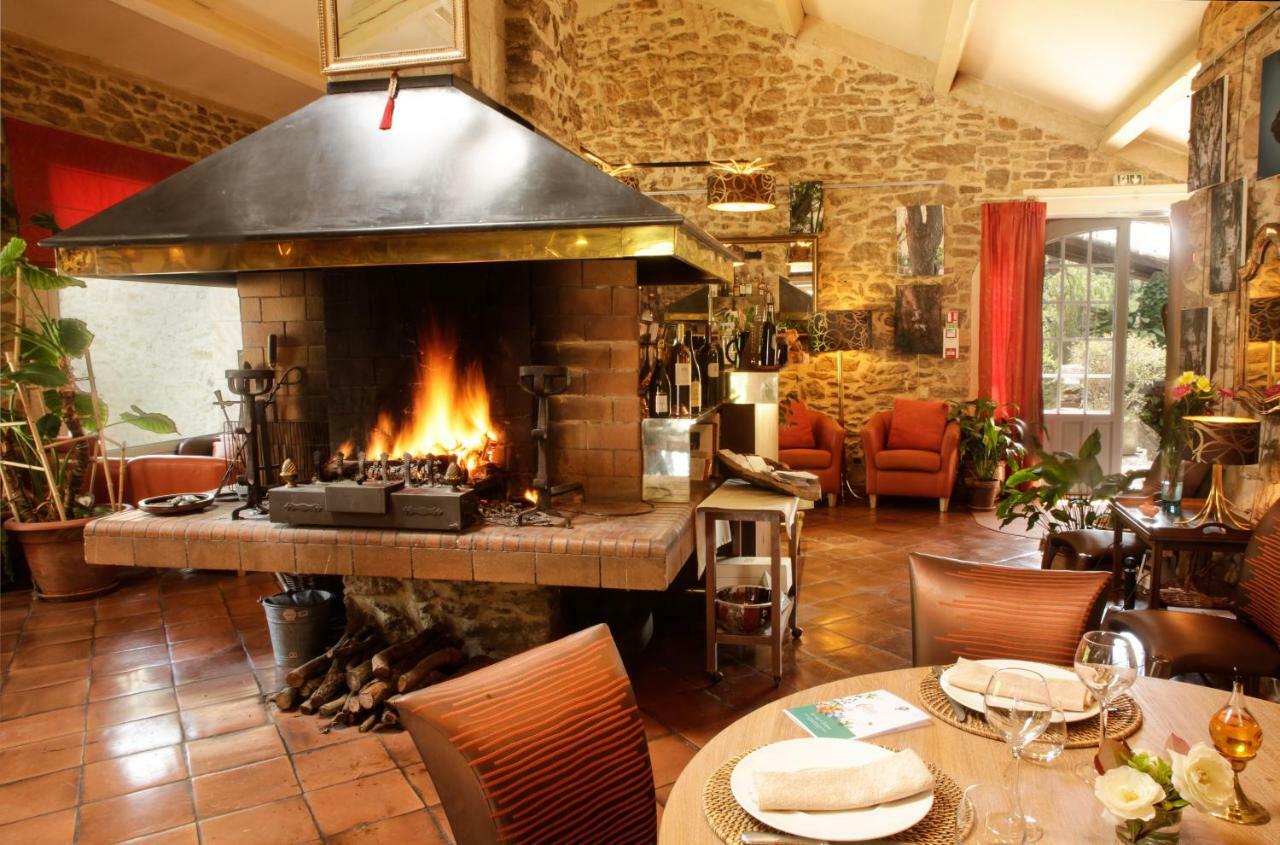 La Campagne St Lazare - Restaurant Chambres D'Hotes Piscine & Spa Forcalquier Zewnętrze zdjęcie